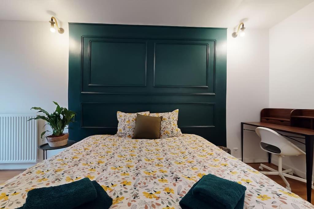 8 Personnes - 4 Rooms - 2 Salle De Bain - Metro 7 & 14 - Porte Italie - Private Car Park- Wifi Le Kremlin-Bicêtre Екстериор снимка