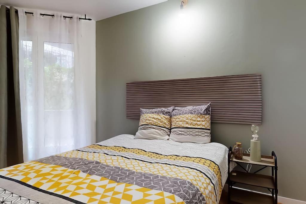 8 Personnes - 4 Rooms - 2 Salle De Bain - Metro 7 & 14 - Porte Italie - Private Car Park- Wifi Le Kremlin-Bicêtre Екстериор снимка